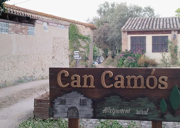 Can Camos - Masia Rural